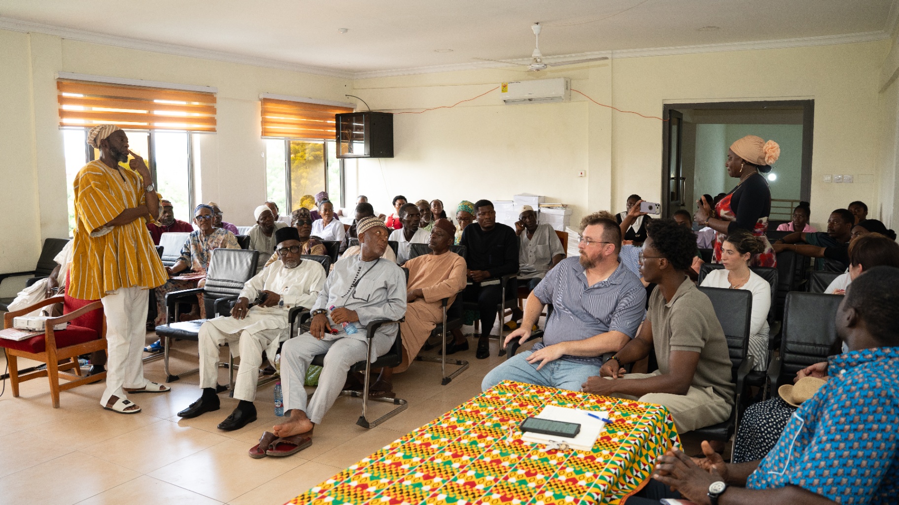 Community engagement and dialogue during outreach